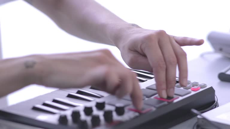 música electrónica en videos